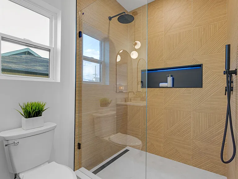 1025 Churchman Ave — Photo 32