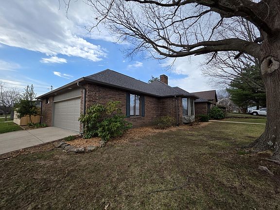 4th image of 2350 E Inman Street