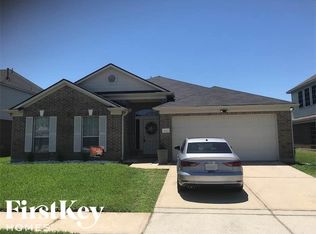 5618 Bay Leaf Dr, Baytown, TX 77521