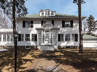 1 Cowdrey St, Stoneham, MA 02180