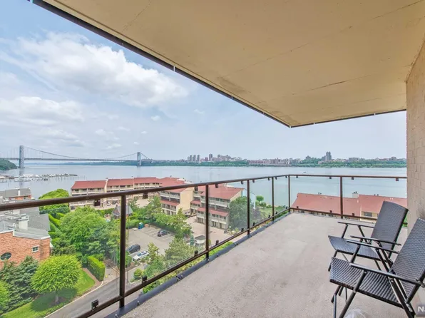 1203 River Rd APT 8E, Edgewater, NJ 07020