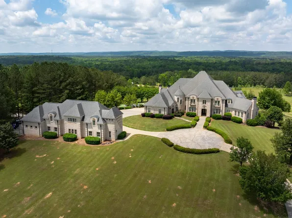 274 Autumn Ridge Dr, Columbiana, AL 35051
