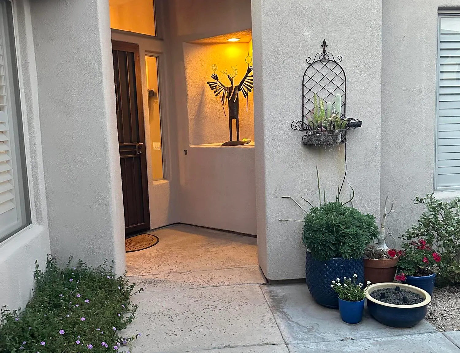 3 bed, 3.0 bath, 1905 sqft, $3,950 — Photo 4