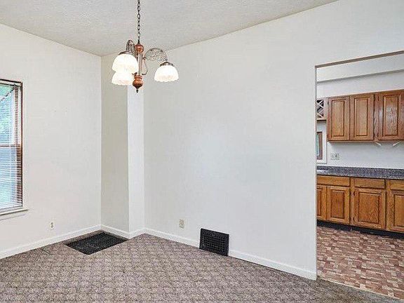 2nd image of 32 Bachtel Ave