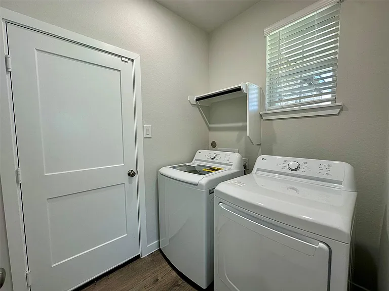 12026 Curlin Dr — Photo 21