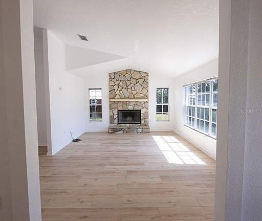 5th image of 36629 Frazee Hill Rd