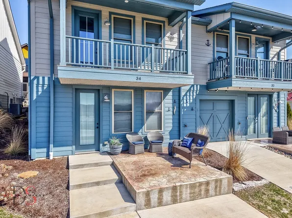 100 Great Loop Dr #34, Ottawa, IL 61350