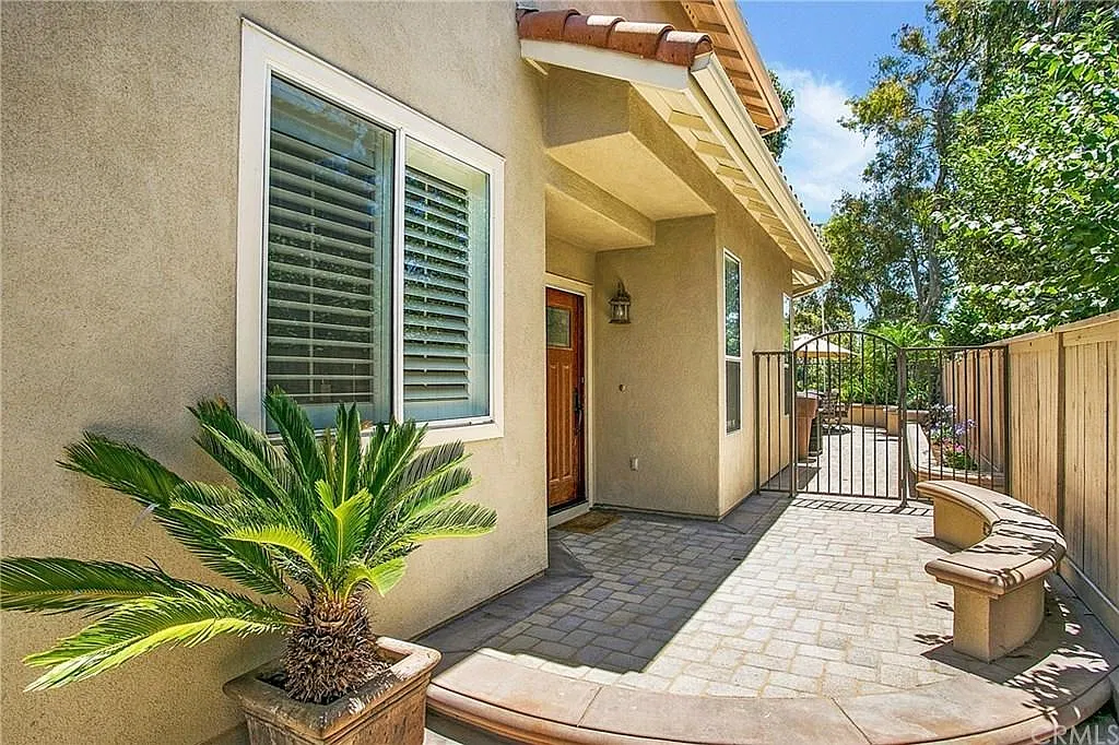 3 bed, 1723 sqft, $4,500 — Photo 2