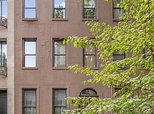 124 E 61st St #TOWNHOUSE, New York, NY 10065
