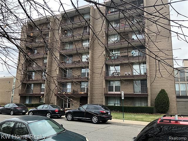 1st image of 1941 Orleans St #67-611