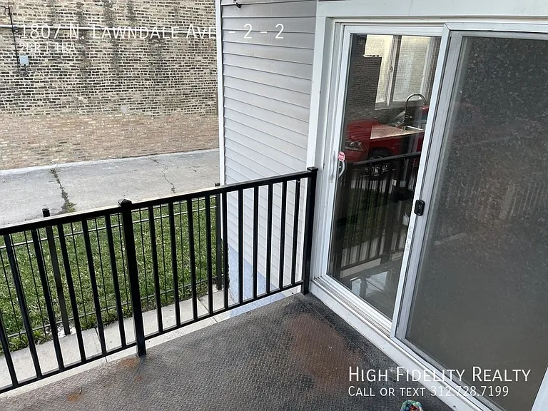 1807 N Lawndale Ave #2 — Photo 11