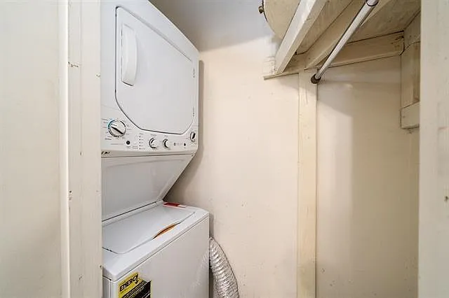 70 Park Ave #3 — Photo 12