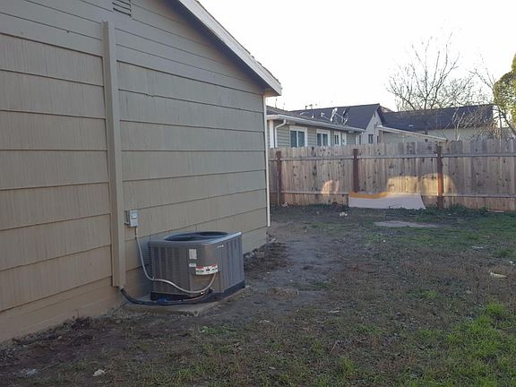 2nd image of 729 Grand Ave
