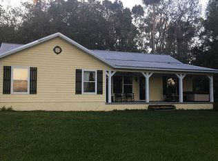 128 N Sipprell Rd, Florahome, FL 32140