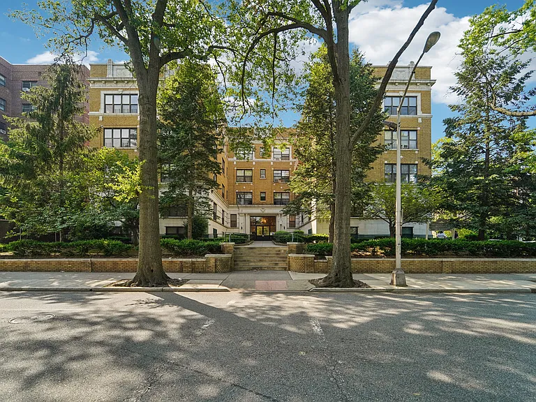 PEEK Arlington Grove — Photo 34