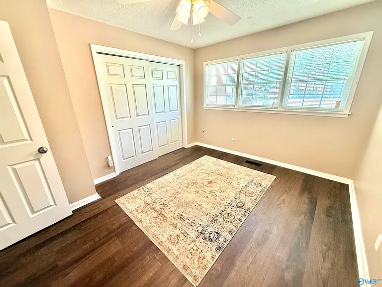 1711 Lydia Dr NW — Photo 10