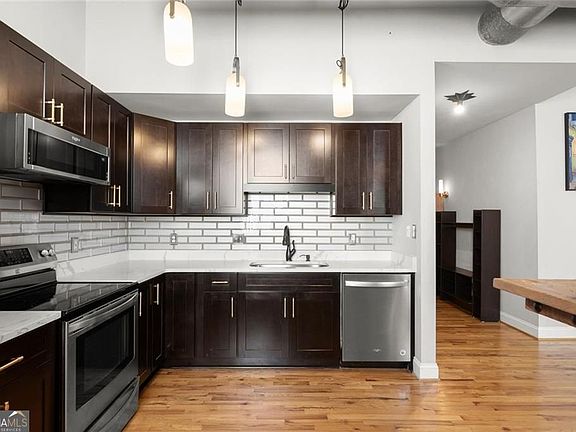 5th image of 1756 Liberty Ln