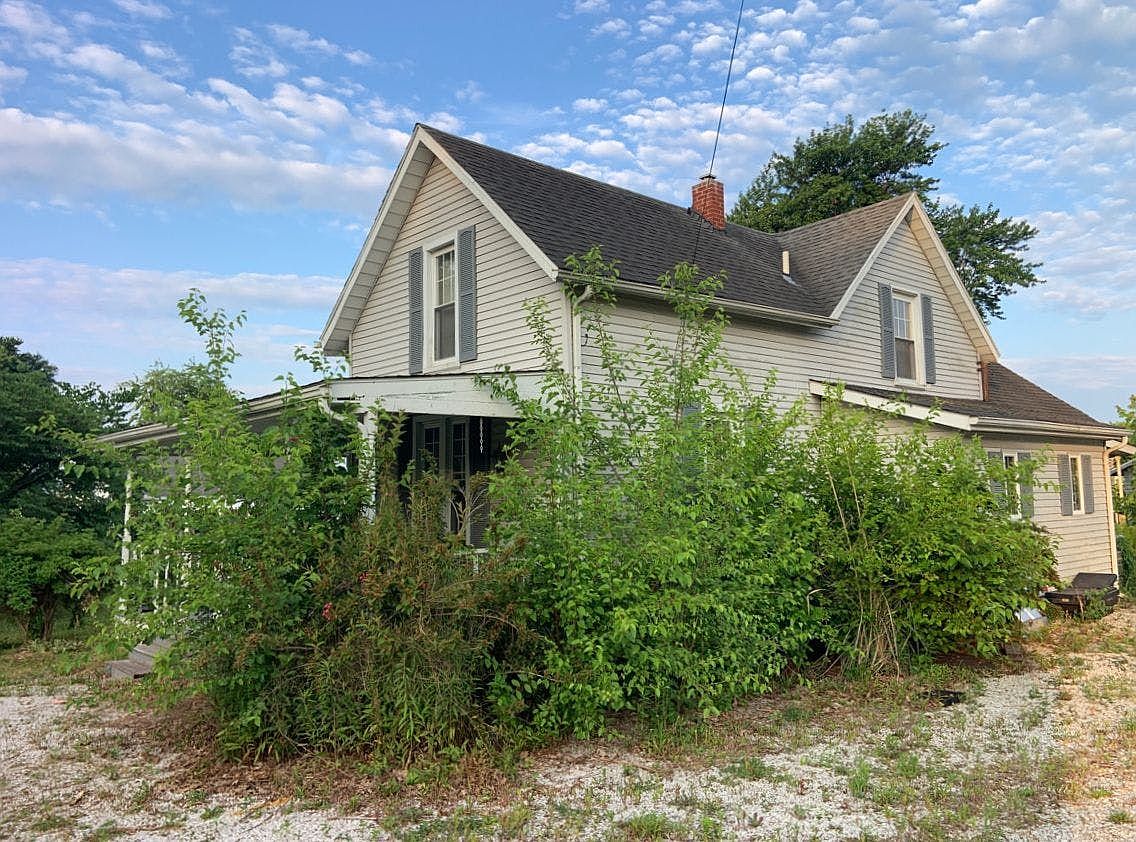 8675 Bono Rd, Terre Haute, IN 47802 Zillow