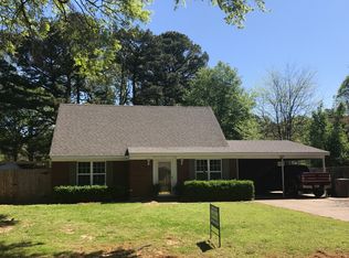 211 Trenton Rd, Forrest City, AR 72335