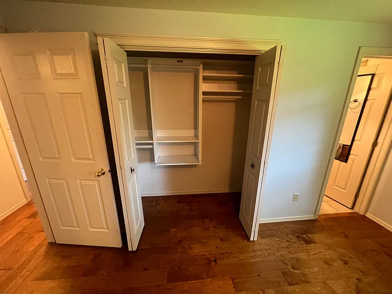 3578 S North Church Ave — Photo 16