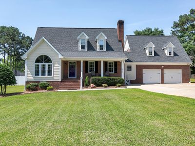 2709 Les Paul Ln, Apex, NC, 27539