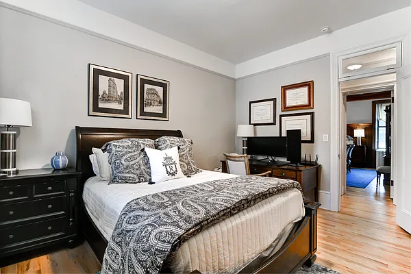 Rented by Douglas Elliman | media 17