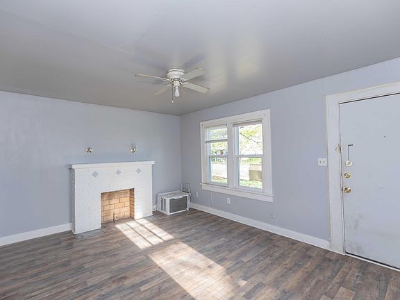 5th image of 821 S Travis St #3
