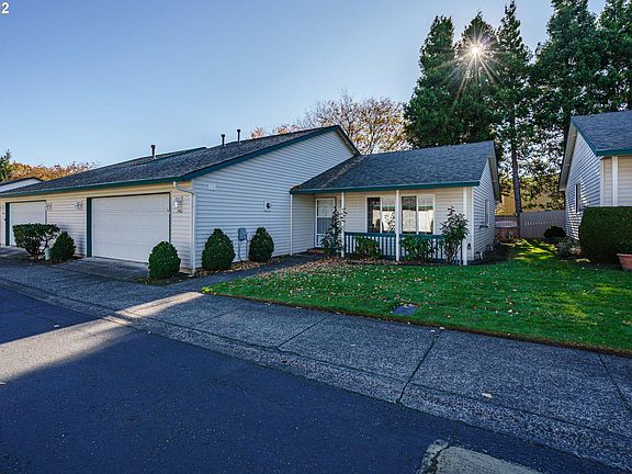 2nd image of 7401 NE 43rd St