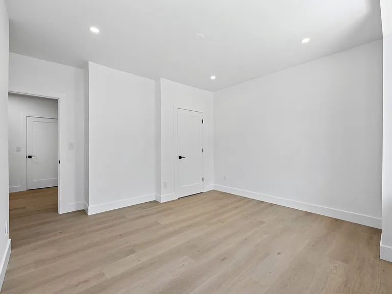 373 Palmer Ave #2 — Photo 10