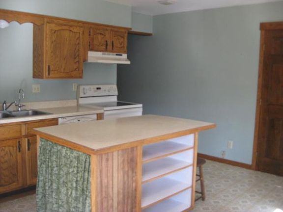 4th image of 805 Johnson Ave