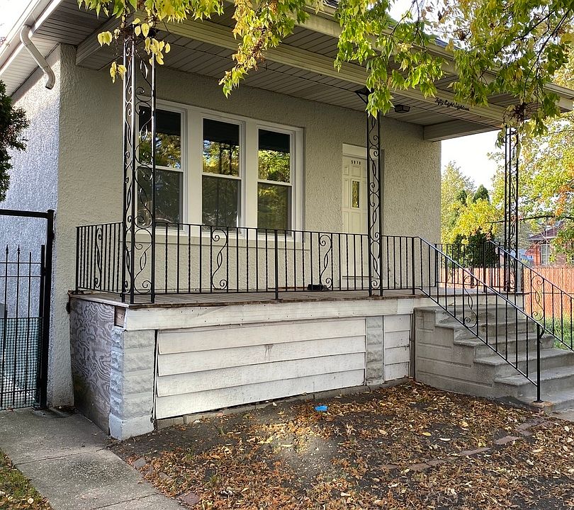 2nd image of 5818 S Trumbull Ave