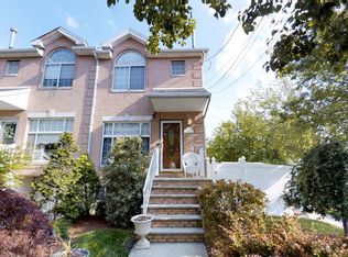 1090 Sheldon Ave, Staten Island, NY 10309