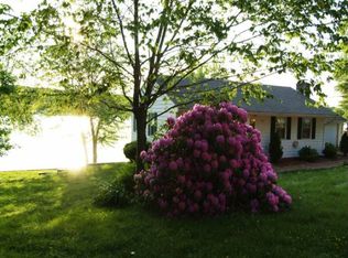 465 Reservoir Rd, Pascoag, RI 02859