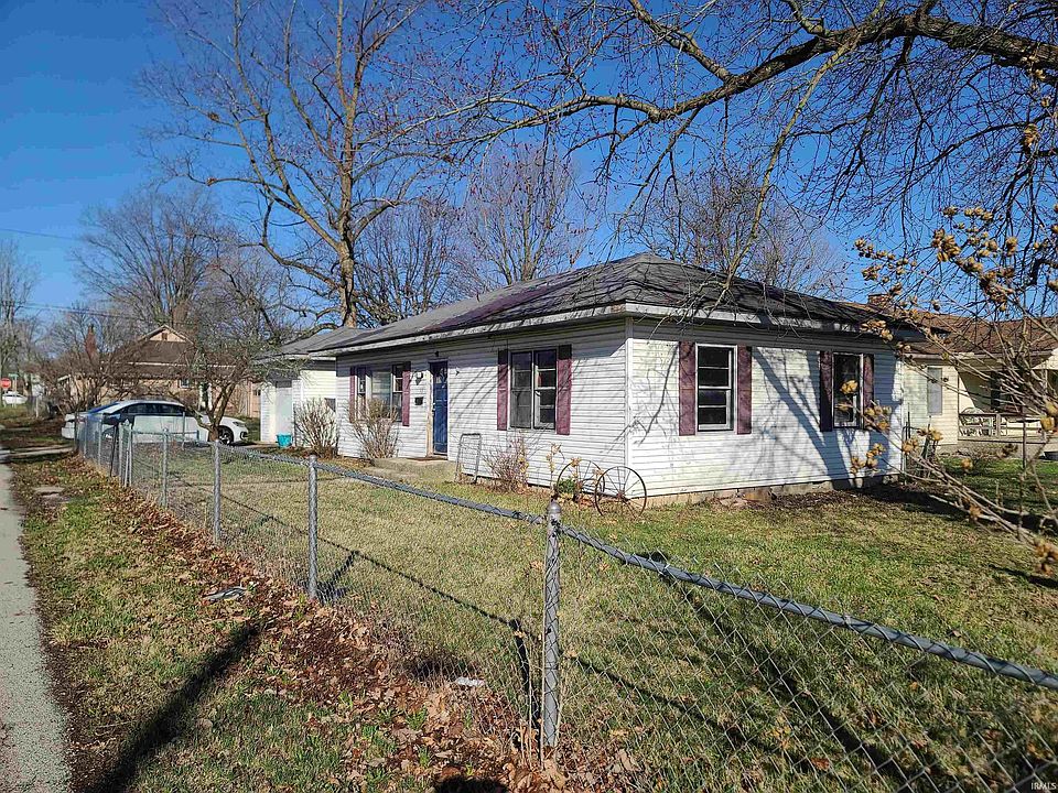 1st image of 123 E McDonald St