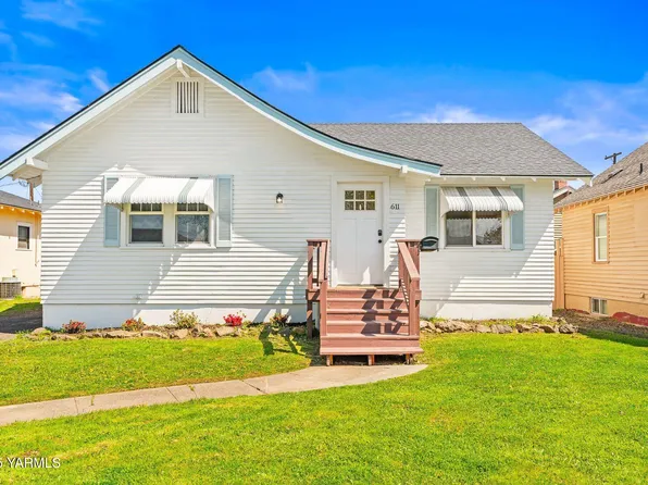 611 S 7th Ave, Yakima, WA 98902