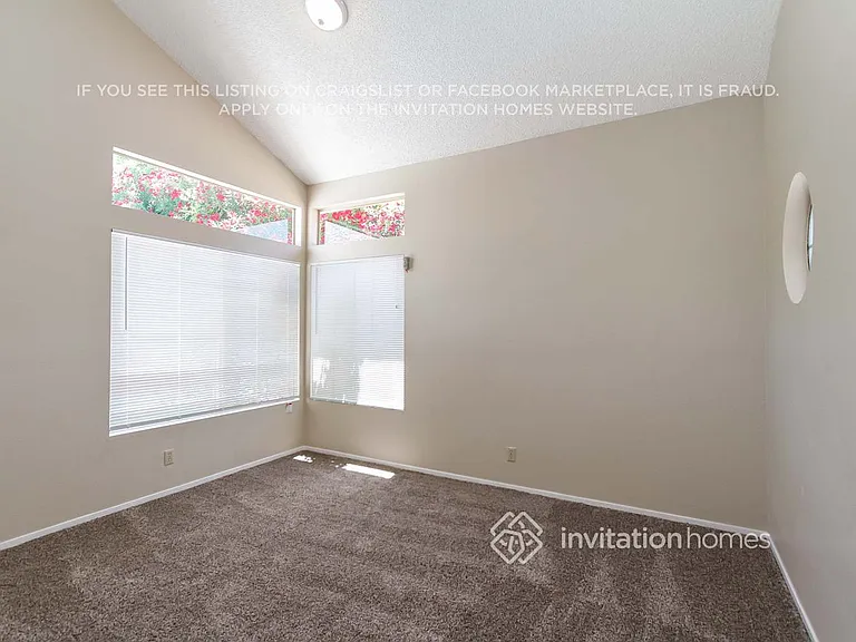 330 Templeton Dr — Photo 11
