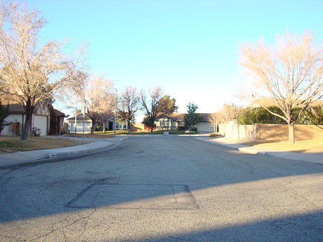 2nd image of 43034 Fairlee Dr