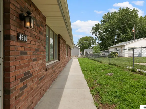 4608 Adams St, Lincoln, NE 68504