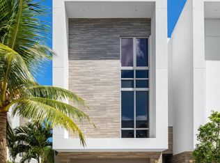 4030 NW 17th Ave, Boca Raton, FL 33431