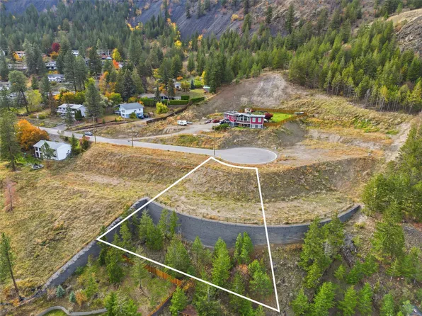 1142 Crestwood Dr, Kamloops, BC V2C 5G8
