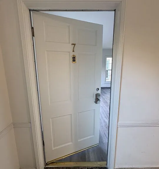 133 S Crescent Dr #7 — Photo 4