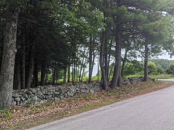 102 Curtis Rd, Gilford, NH 03249