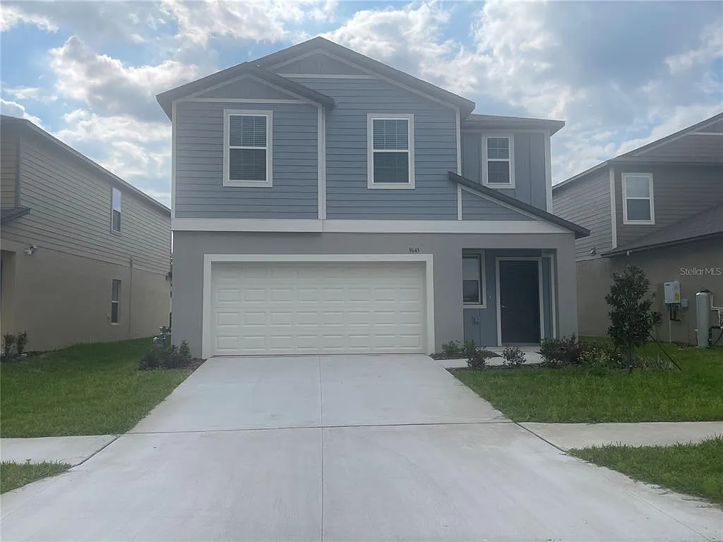 Building Photo - 9645 Carabiner Way