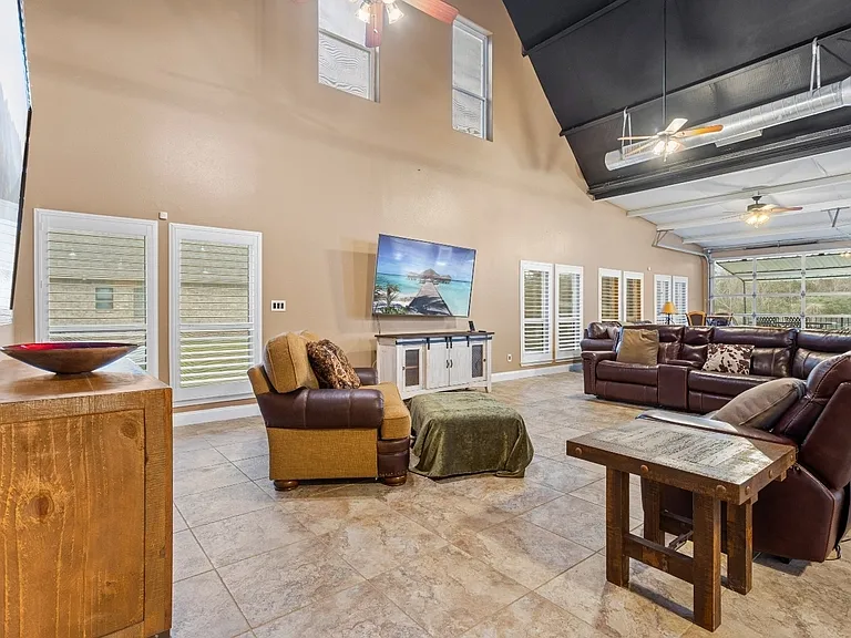 4765 County Road 747A — Photo 56
