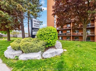1580 Adelaide St N PENTHOUSE A, London, ON N5X 2L5