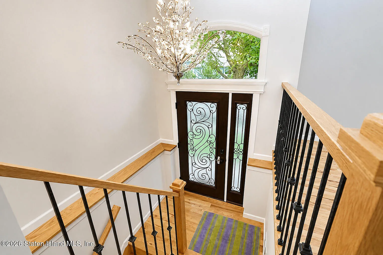 3 bed, 1.5 bath, 2282 sqft, $3,200 — Photo 4