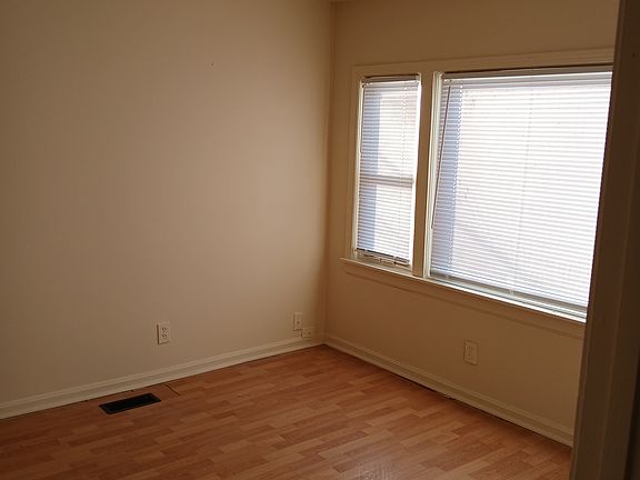 4th image of 3823 Alford Ave