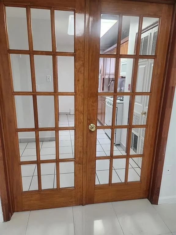 2 bed, 1.0 bath, $2,100 — Photo 3