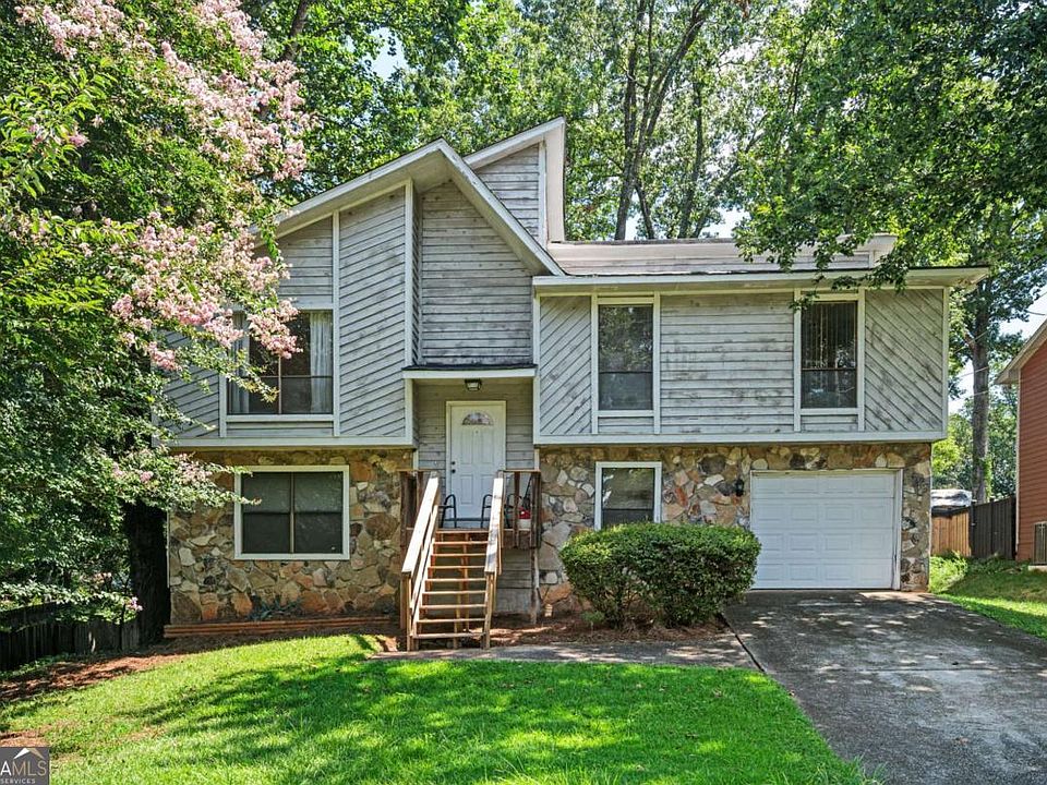 1st image of 1069 Glasgow Dr NW