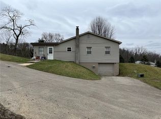 1070 Center Rd, East Liverpool, OH 43920